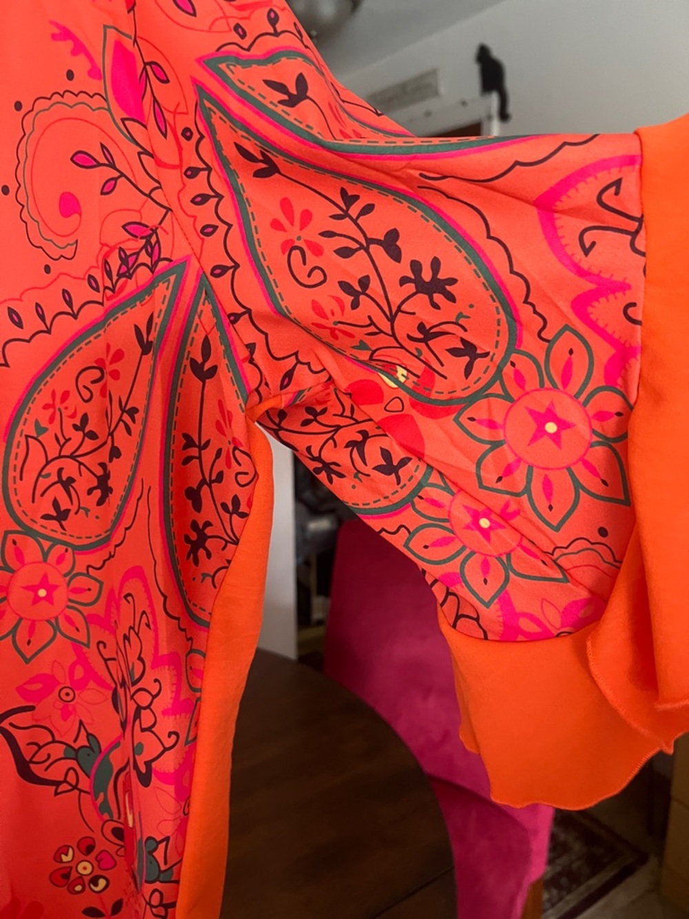 Bright Orange Floral V-Neck Women’s Top - Picture 2 of 3